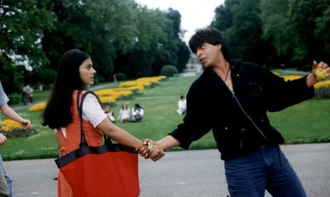 मराठा मंदिर से हटी ''DDLJ''