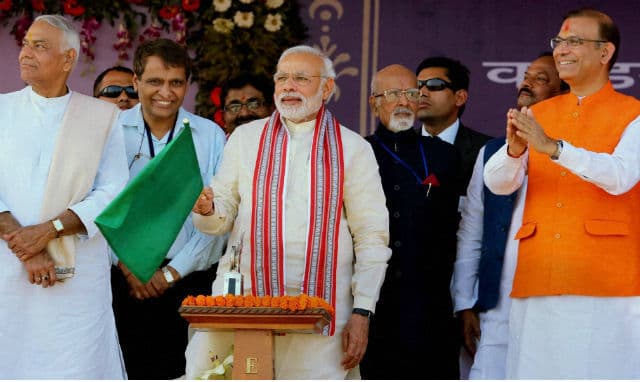 हजारीबाग का वर्षों का सपना पूरा, पीएम ने हजारीबाग-कोडरमा रेल लाइन राष्ट्र को किया समर्पित