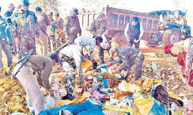100 माओवादियों के साथ अरविंद जी घिरे, मुठभेड़ में तीन माओवादी मरे, जंगल में दफनाया