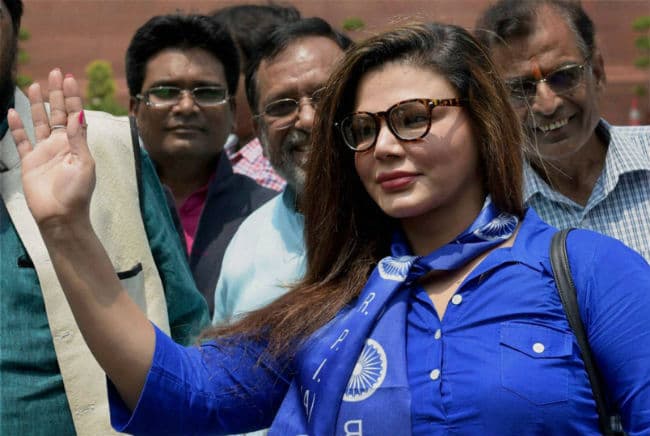 जानिये रणवीर-करण को लेकर क्या बयान दिया राखी ने