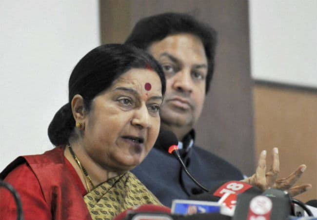 पीएम नरेंद्र मोदी की यात्रा से पहले श्रीलंका जाएंगी सुषमा स्वराज