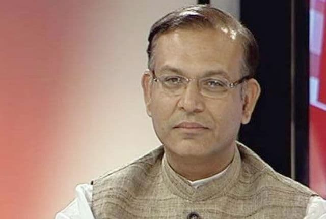 वाम दलों के कडे विरोध के बीच बीमा संशोधन विधेयक लोकसभा में पेश