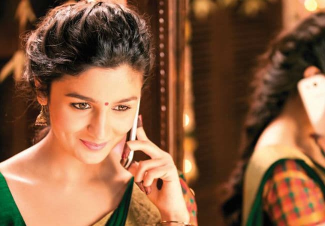 आलिया को मिल गया बचपन का ''प्यार''