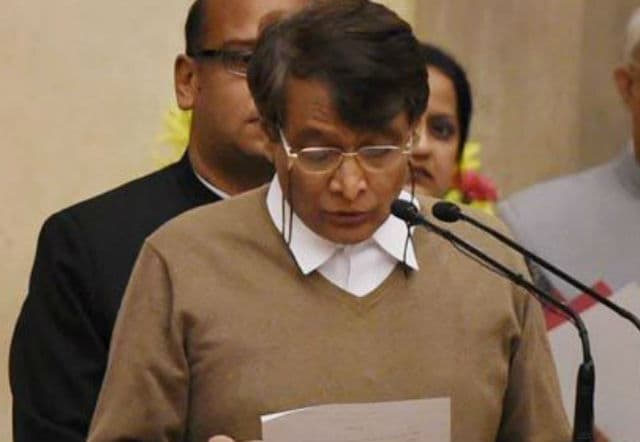 विपक्ष की आशंकाओं को खारिज कर सुरेश प्रभु ने कहा, रेलवे का नहीं होगा निजीकरण