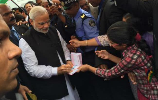 राजीव गांधी पर हमला करने वाले श्रीलंकाई सैनिक ने दी नरेंद्र मोदी नसीहत