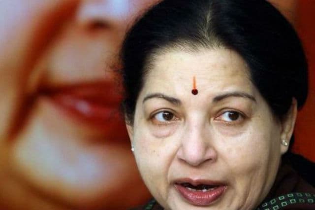 ‘जयललिता को दोबारा मुख्यमंत्री बनवा दो भगवान’