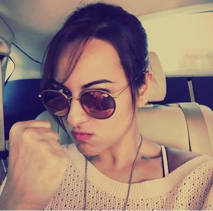 सोनाक्षी सिन्हा ने रखा छोटे पर्दे पर कदम