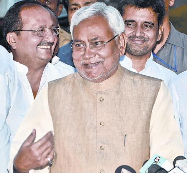 जनता परिवार के विलय का ब्लूप्रिंट तैयार, सभी एकमत : नीतीश