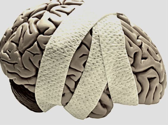 हेड इंजरी : लापरवाही बन सकती है जानलेवा : डॉ के श्रीधर