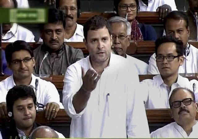 राहुल गांधी ने मोदी सरकार पर साधा निशाना, कहा-यह सूट-बूट वालों की सरकार है