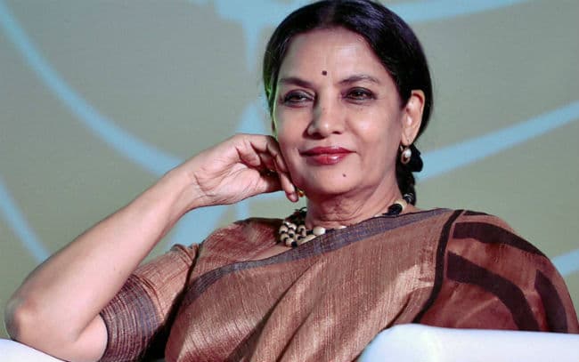 लंदन में टीवी शो की शुटिंग में व्यस्त है शबाना आजमी