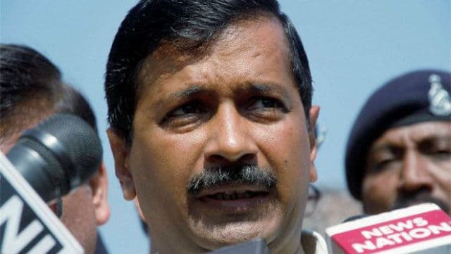 ''आप'' की किसान रैली में किसान ने पेड़ से लटक कर दे दी जान