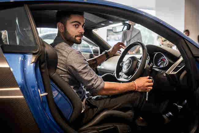 महेंद्र सिंह धौनी की राह पर है विराट कोहली, खरीदी 2.97 करोड़ की ऑडी