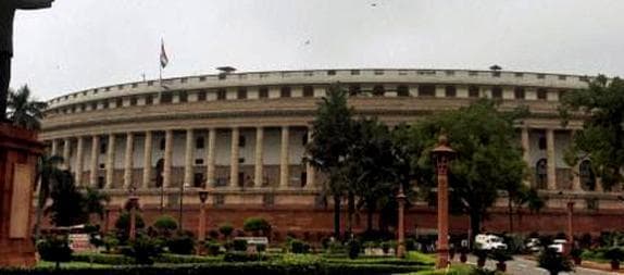 आज राज्यसभा में पेश होगा जीएसटी बिल, विपक्षी कर सकते हैं हंगामा