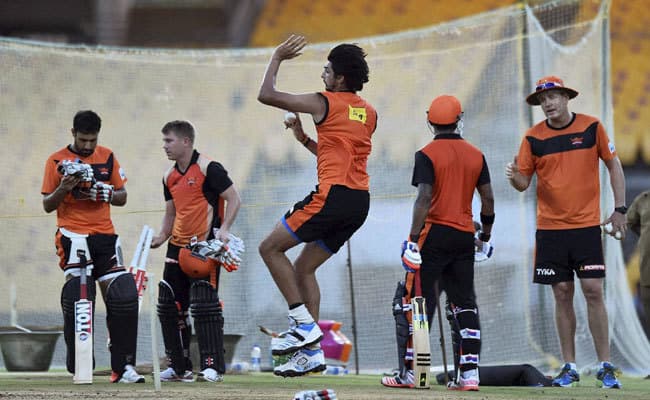 कल सनराइजर्स हैदराबाद से रॉयल चैलेंजर्स बेंगलूर का मुकाबला