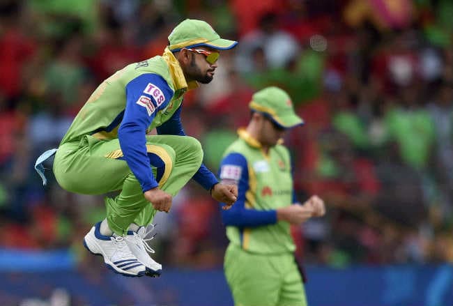 IPL : बारिश की भेंट चढा मैच, आरसीबी प्लेऑफ में