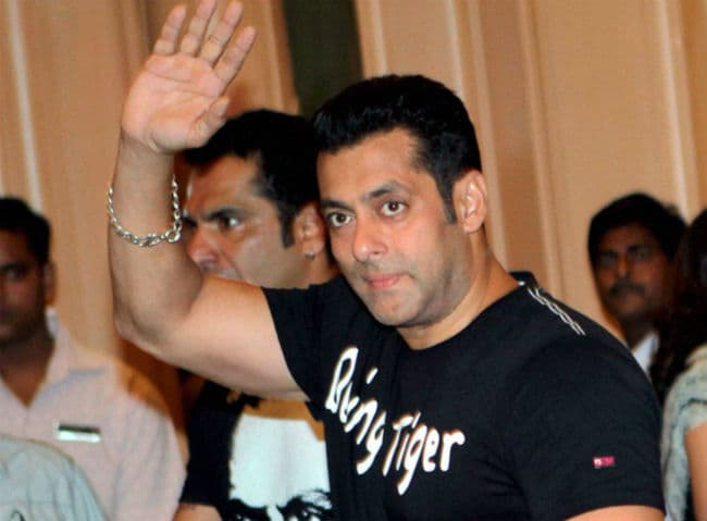 सलमान खान जायेंगे दुबई, मुबंई HC ने दी अनुमति