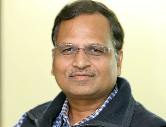 केजरीवाल के मंत्री के कार्यालय में आग