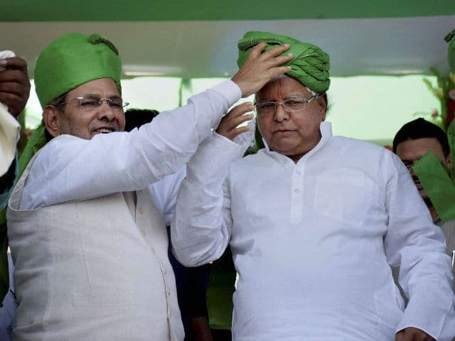 फिर लालू की रैली में नहीं आए नीतीश, शरद ने दिया साथ