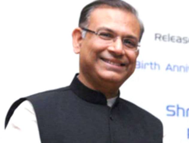 ई-वाणिज्य क्षेत्र में सालाना 10 से 15 प्रतिशत वृद्धि होगी : जयंत सिन्हा