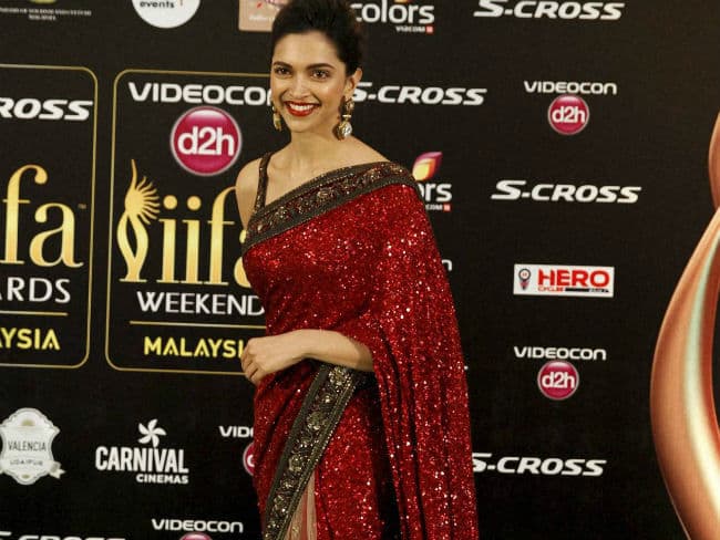 दीपिका मानती हैं अपनी मां को वास्तविक नायिका