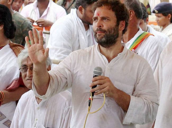 नरेंद्र मोदी और अरविंद केजरीवाल बस खोखले वादे कर रहे हैं : राहुल गांधी