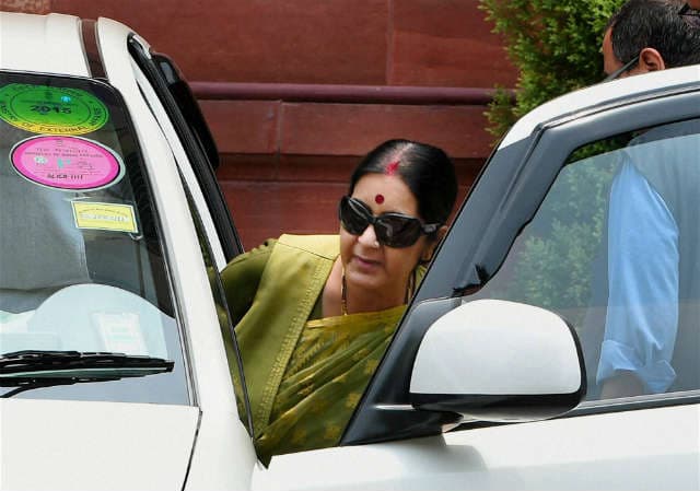 सुषमा-ललित मोदी विवाद गहराया: चिदंबरम ने ब्रिटेन को लिखा पत्र सार्वजनिक करने की मांग की