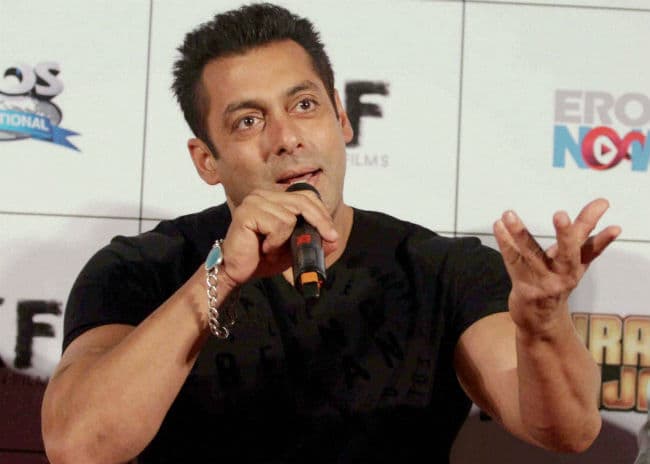 तीनों खान के साथ फिल्म बनाना महंगा होगा : सलमान खान