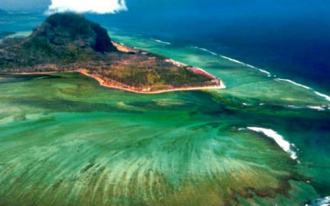 मॉरीशस यात्रा का अनुभव : सशक्त मंच बना ‘बइठका’