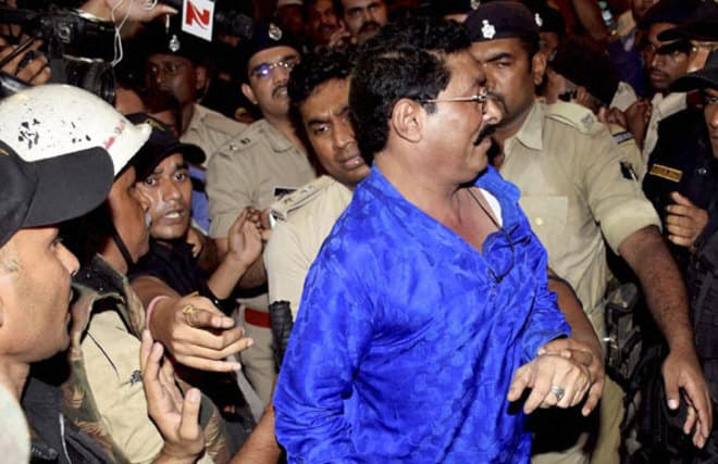 अब अनंत सिंह के खास लोगों की तलाश में पुलिस