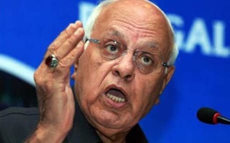 कंधार विमान अपहरण के बाद रॉ प्रमुख दुलाट पर बरसे थे फारुक अब्दुल्ला