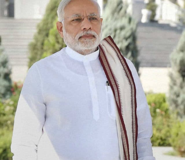 प्रधानमंत्री ने तुर्कमेनिस्तान में किया योग केंद्र का उद्घाटन, महात्मा गांधी की प्रतिमा का अनावरण किया