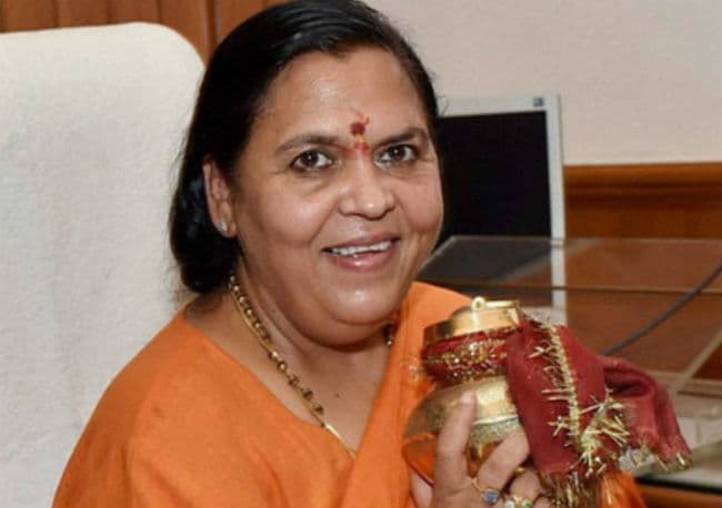 उमा भारती ने किया चौहान का समर्थन, मोदी, शाह और जेटली को बताया ब्रह्मा, विष्णु, महेश