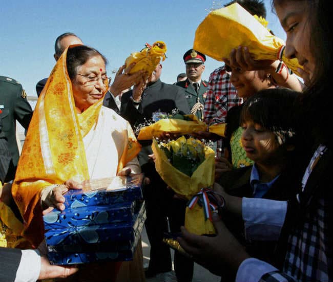 मॉरीशस यात्रा का अनुभव : बइठकों से बदले हालात