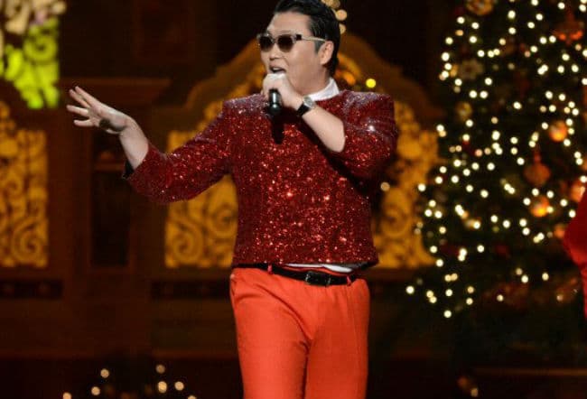 ''गंगनम स्टाइल'' स्टार साय की कार बस से टकराई