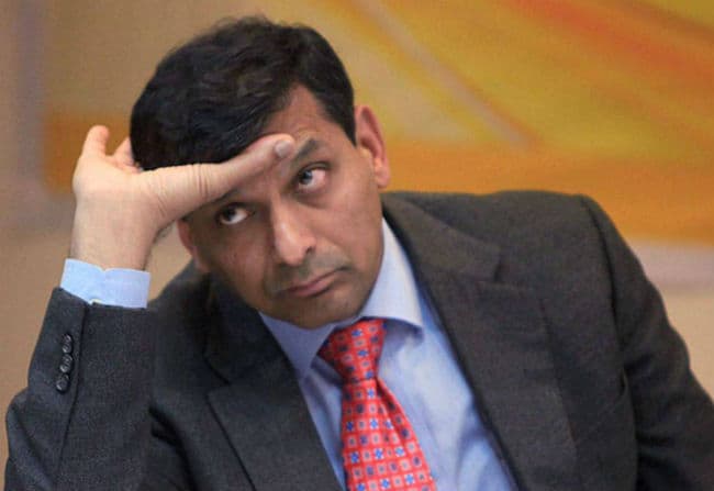 रिजर्व बैंक गवर्नर के अधिकारों पर चल सकती है कैंची, ''वीटो पावर'' समाप्त करने की तैयारी में मोदी सरकार