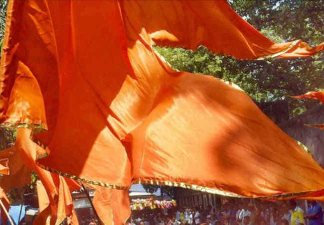 याकूब मेमन के प्रति दया दिखाने की मांग करने वाले देश के दुश्मन हैं : शिवसेना