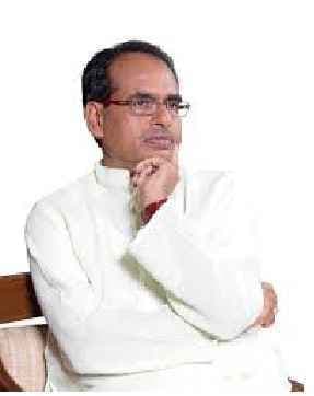 रेलवे पर आम लोगों का विश्वास बढ़ाने के लिए कर रहे हैं शिवराज ने की रेल यात्रा