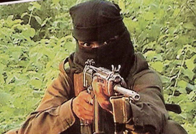 नक्सलियों ने अपने संगठन के लिए स्कूलों से मांगें 10-10 बच्चे!