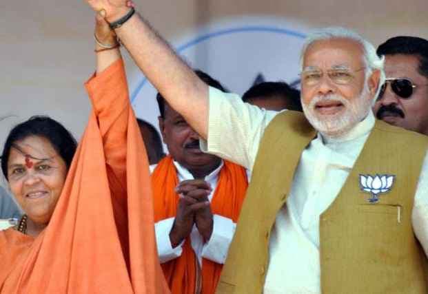 PM नरेंद्र मोदी पर किताब लिखना चाहती हैं उमा भारती