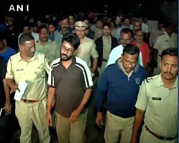 देर रात FTII के 5 छात्र गिरफ्तार, अरविंद केजरीवाल ने कहा- दिल्ली में लगाएं क्लास