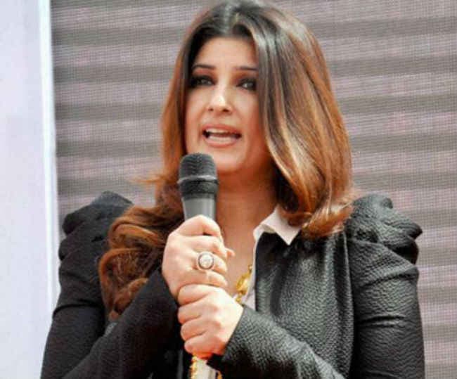 अक्षय कुमार मेरे संपादक हैं : ट्विंकल खन्ना