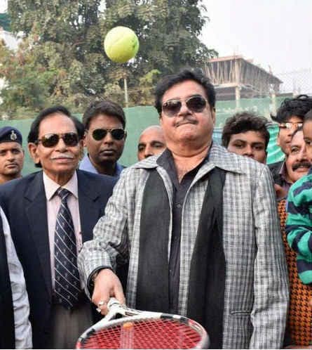 भाजपा के ''शत्रु'' ने फिर की नीतीश की तारीफ कहा, उनके फैसलों से सीख लें दूसरी पार्टियां