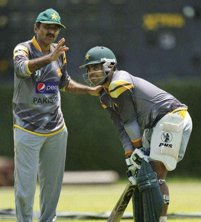 पीसीबी को बीसीसीआई के आगे गिड़गिड़़ाने की जरूरत नहीं : मियांदाद