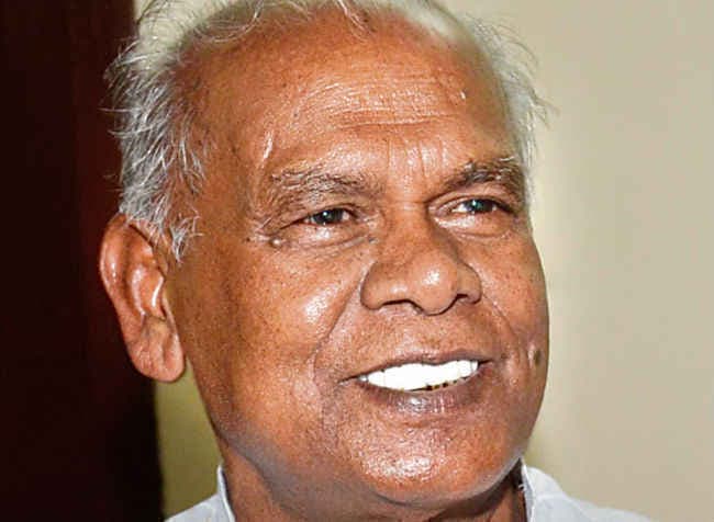 मांझी बोले, उन्हें चींटी समझने की न करे भूल रामविलास