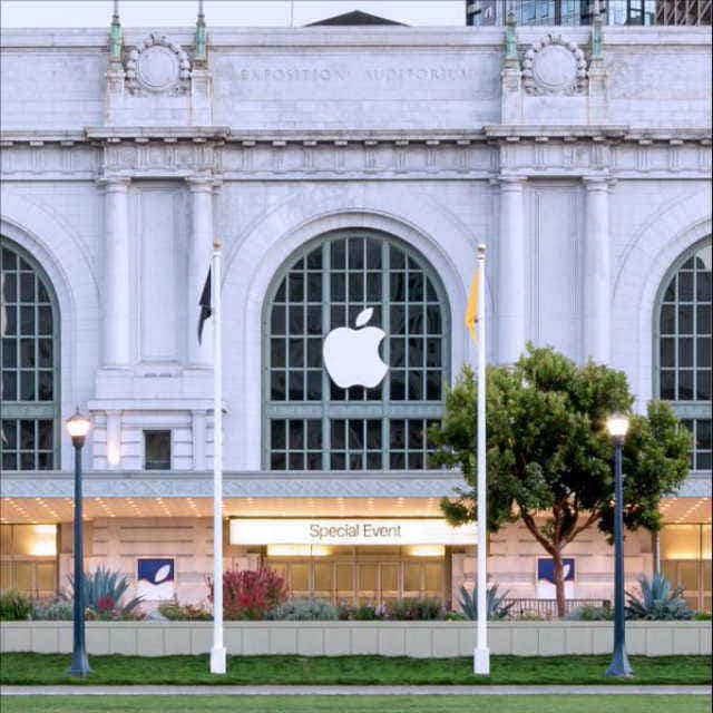 एप्पल लांच कर रहा है i phone 6S