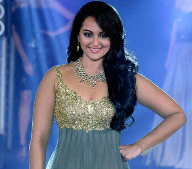 जानें सोनाक्षी सिन्हा के बारे में कुछ दिलचस्प बातें