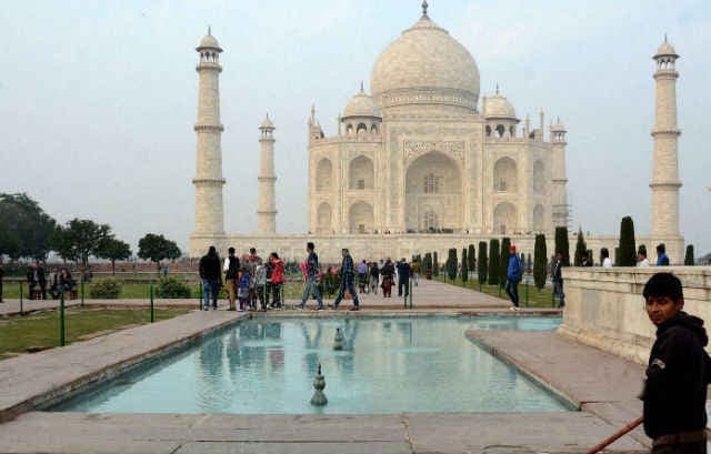 ताजमहल देखना एक नवंबर से होगा महंगा