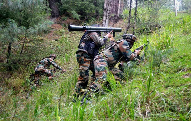 जम्मू-कश्मीर : घुसपैठ की कोशिश नाकाम, चार आतंकवादी ढेर