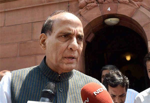 पाक, चीन की सीमा से लगने वाले अग्रिम इलाकों का कल दौरा करेंगे राजनाथ